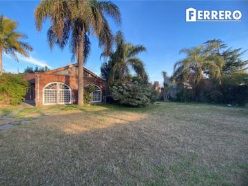 EXCELENTE CASA QUINTA