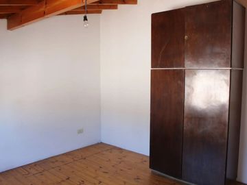 COMPLEJO 4 DUPLEX Y GALPÓN DE 200m² - HURLINGHAM