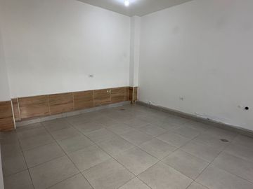 Casa de arriendo sector la colón para empresa cerca al colegio eloy alfaro