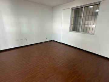 Casa de arriendo sector la colón para empresa cerca al colegio eloy alfaro