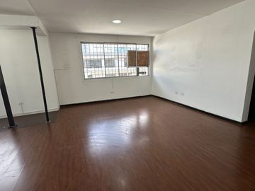Casa de arriendo sector la colón para empresa cerca al colegio eloy alfaro
