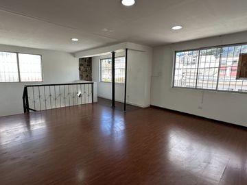 Casa de arriendo sector la colón para empresa cerca al colegio eloy alfaro