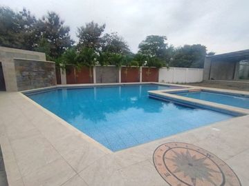 casa en urbanizacion de venta en portoviejo