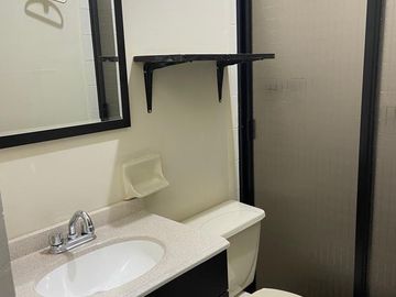 DEPARTAMENTO TIPO LOFT EN RENTA AL NORTE DE SALTILLO EN COLONIA VILLA OLIMPICA POR PARQUE CENTRO COMPLETAMENTE AMUEBLADO Y EQUIPADO