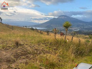 Terreno de venta en Otavalo sector Mariscal Sucre
