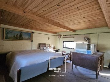 VENTA | OPORTUNIDAD 2x1: Casa + Loft con pileta | Bv. Wilde 966 bis, Fisherton