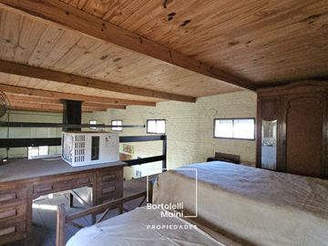 VENTA | OPORTUNIDAD 2x1: Casa + Loft con pileta | Bv. Wilde 966 bis, Fisherton