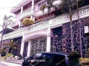 House and Lot In White Plains Quezon City