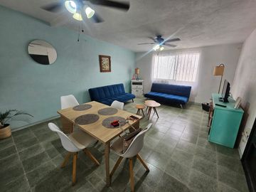 VENTA DE CASA CON ALBERCA EN FRACC. ALTOS DE OAXTEPEC