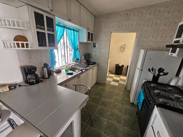 VENTA DE CASA CON ALBERCA EN FRACC. ALTOS DE OAXTEPEC