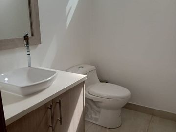 Casa de alquiler en manta zona sur A/G