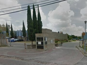 CASA EN VENTA EN CONDOMINIO BARRIO DE SANTA CATARINA, PUEBLA.