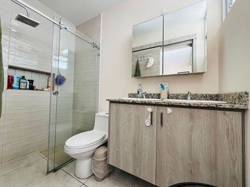 Departamento en Planta Baja con Patio Privado – Amagasí del Inca, Quito