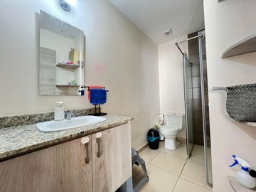 Departamento en Planta Baja con Patio Privado – Amagasí del Inca, Quito