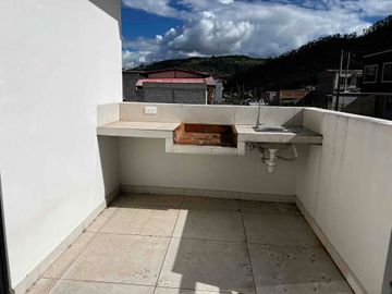 casa en venta a estrenar con 2 locales y departamentos ubicada en misicata baños