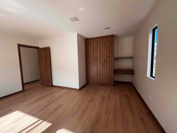 casa en venta a estrenar con 2 locales y departamentos ubicada en misicata baños