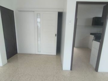 Venta de casa rentera con 3 unidades, Nueva Kennedy, Norte de Guayaquil