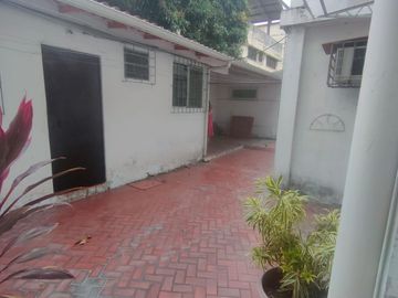 Venta de casa rentera con 3 unidades, Nueva Kennedy, Norte de Guayaquil