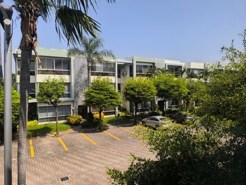 ALQUILO - DEPARTAMENTO PLANTA BAJA - 2 DORMITORIOS 2 BAÑOS - SALA COMEDOR - COCINA - DORMITORIO SERVICIO - ÁREA SOCIAL