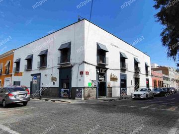 CENTRO RENTA OFICINA 138M2  EN PLANTA ALTA CON 4 PRIVADOS