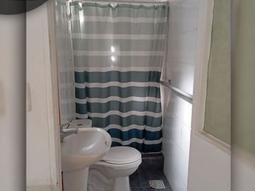 Se Vende Casa Con Amplio Patio En Villa Paraíso, Quillota