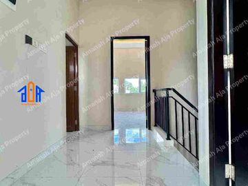 Rumah Strategis 600 Meter Ke Gerbang Tol Limo Depok
