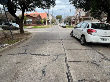 PH en Villa Martelli – ¡Oportunidad para reciclar, con Entrada Independiente!