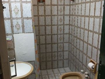 CASA EN ESQUINA CAÑADA DE GOMEZ Y PLUMERILLOS