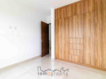 REESTRENA CASA EN EXLUSIVO ZIBATA