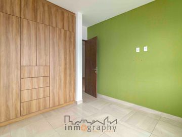 REESTRENA CASA EN EXLUSIVO ZIBATA