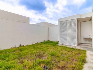 REESTRENA CASA EN EXLUSIVO ZIBATA