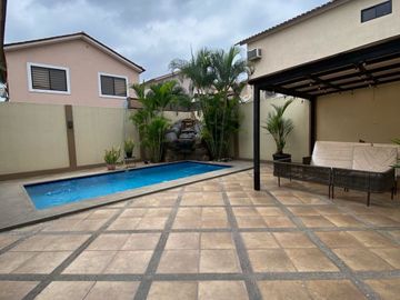 Casa en venta, Urb. ciudad celeste