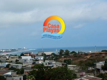 Vendo Casa en Playas Villamil, Av Sixto Chang, Vía a Karibao Engabao