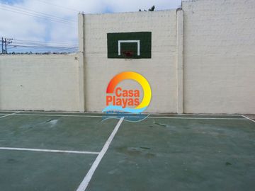 Vendo Casa en Playas Villamil, Av Sixto Chang, Vía a Karibao Engabao