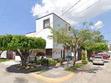 CASA EN VENTA EN J NARANJOS PASEOS DEL SOL ZAPOPAN