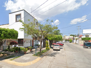 CASA EN VENTA EN J NARANJOS PASEOS DEL SOL ZAPOPAN