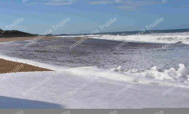 VENDO TERRENO EN SALINAS CON SALIDA AL MAR