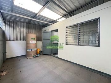 ขายทาวน์เฮ้าส์ 2 ชั้น ซอยพึ่งมี15 สุขุมวิท93 เนื้อที่ 30 ตร.ว ใหม่ ตกแต่งครบ ทำเลดี ใกล้ BTS บางจาก