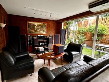 647sqm House & Lot with Garden & Attic FOR SALE in Ayala Heights, Quezon City