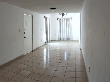 Casa en RENTA Fracc. El Parque - 1 planta, funcional y bien ubicada