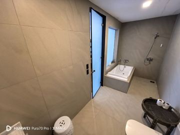 The Reef Residences 1BR 78sqm Sea Views Mactan