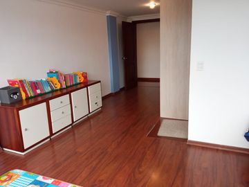 DEPARTAMENTO DUPLEX EN VENTA SECTOR QUITO TENNIS QUITO ECUADOR