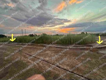 328sqm Lot For Sale near GOLF COURSE at Beverly Place Subdivision