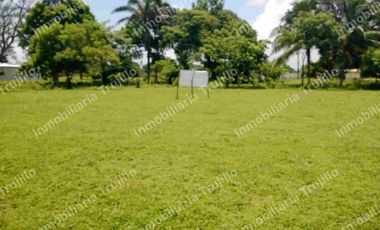 VENDO TERRENO EN PLAYA DE VACAS A MINUTOS DE CAMPO DEPORTIVO CANDIDO DUARTE