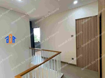 Rumah Furnished Selangkah Ke Gerbang Tol Dekat Ciputat