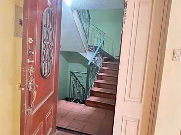 Vendo departamento 3 dormitorios, estudio, sector El Inca y 6 de diciembre