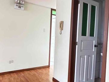 Vendo departamento 3 dormitorios, estudio, sector El Inca y 6 de diciembre