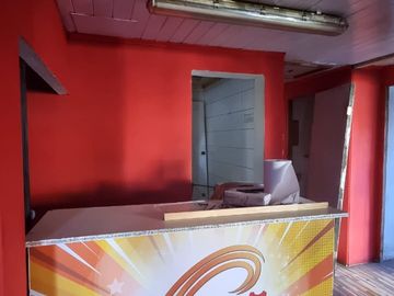 CASA AV MICHIMALONCO FRENTE AL SANTA ISABEL Y BANCO ITAU EXCELENTE UBICACION