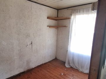 CASA AV MICHIMALONCO FRENTE AL SANTA ISABEL Y BANCO ITAU EXCELENTE UBICACION