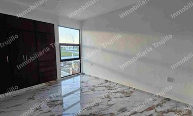 VENDO CASA EN LA RIVIERA VERACRUZ, CERCA DE WALMART EXPRES
